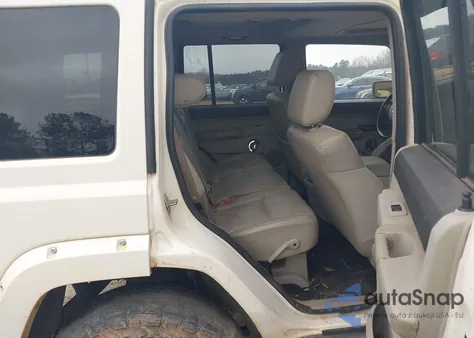 2006 Jeep Commander Limited из США, поврежденный, VIN 1J8HG58216C123100